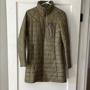 Patagonia Women's Olive Quilted Jacket